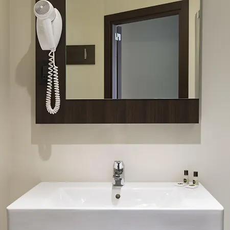 Camerlata Ξενοδοχείο Όπως